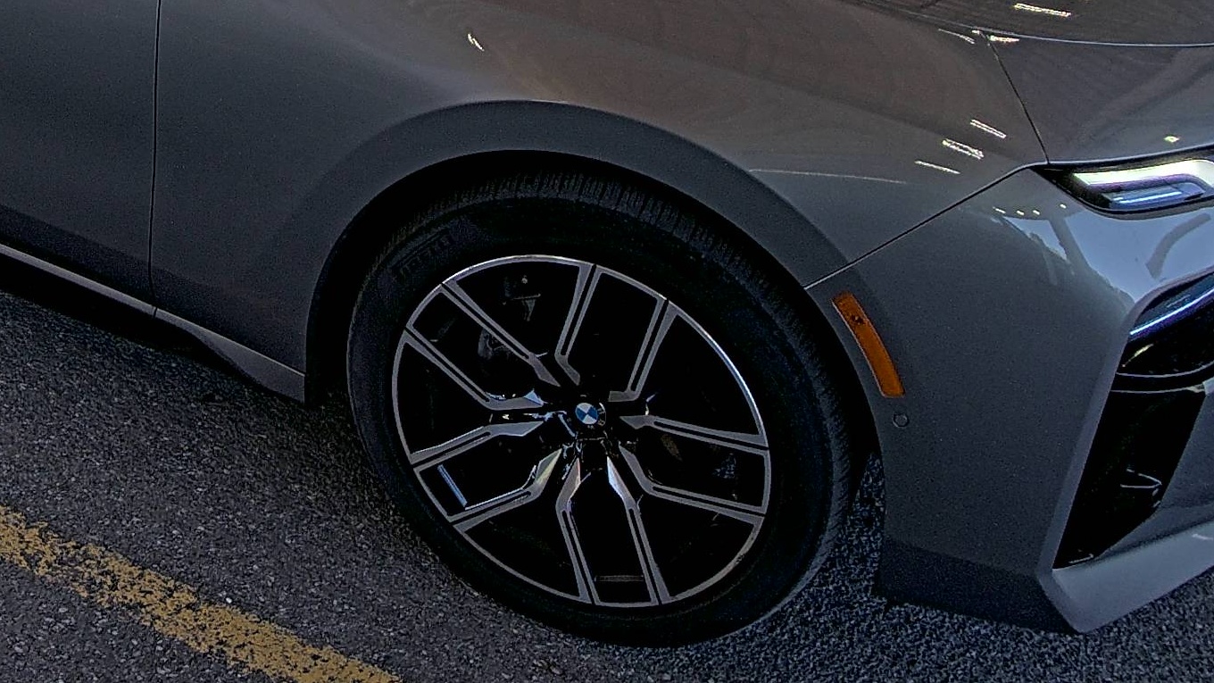 2025 BMW 7 Series 740i xDrive AWD