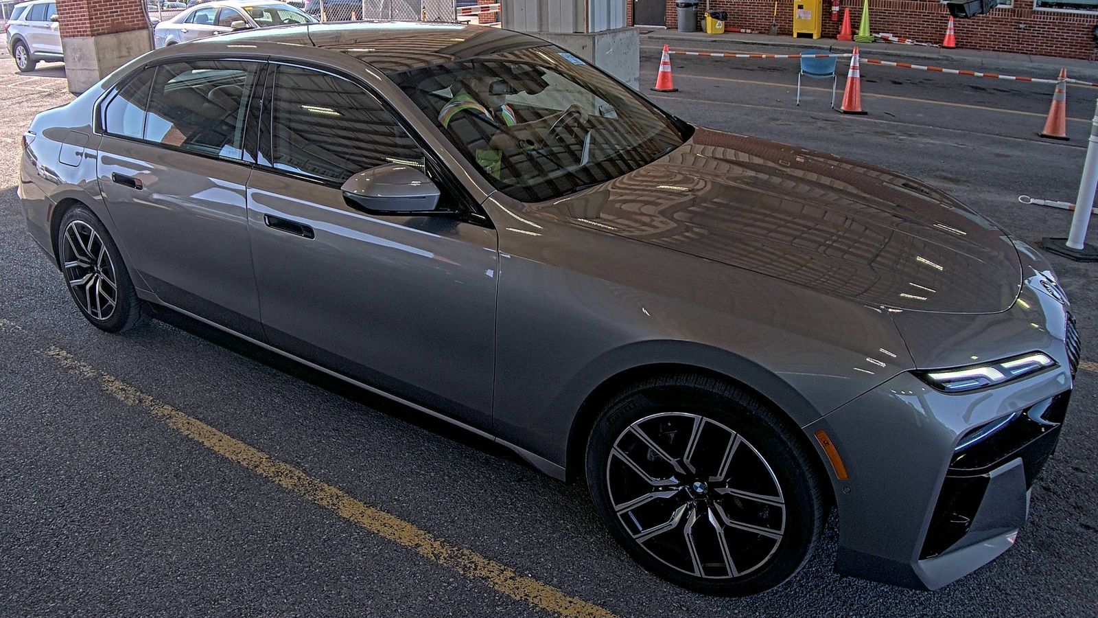 2025 BMW 7 Series 740i xDrive AWD