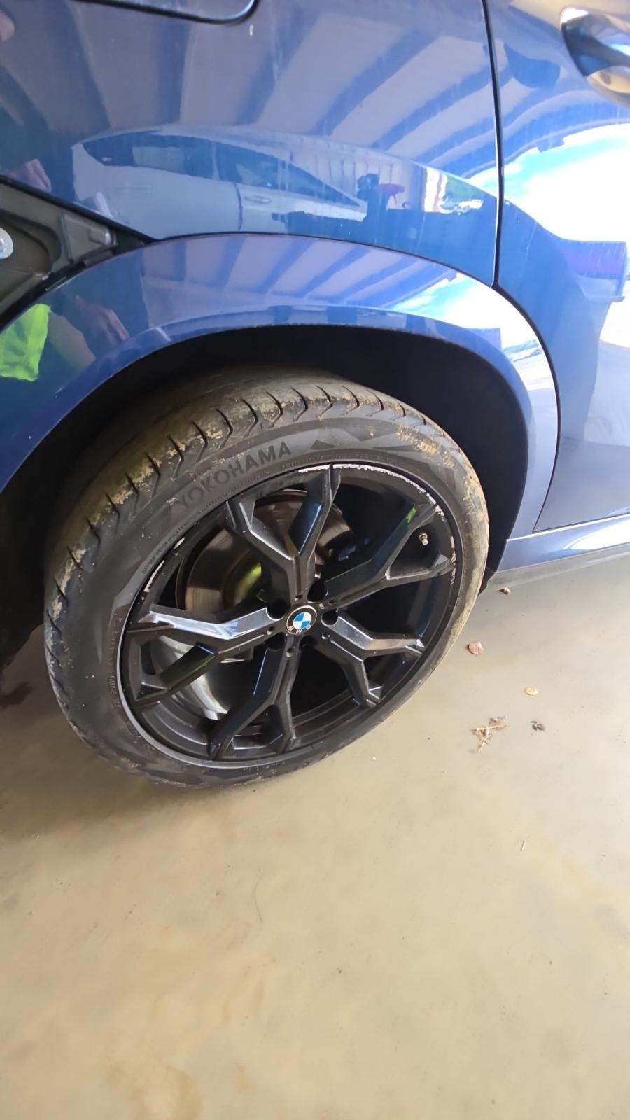 2023 BMW X6 xDrive40i AWD