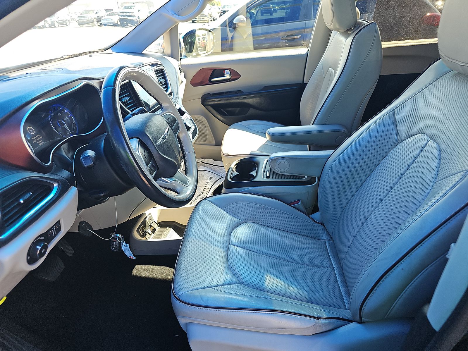 2020 Chrysler Pacifica Limited FWD