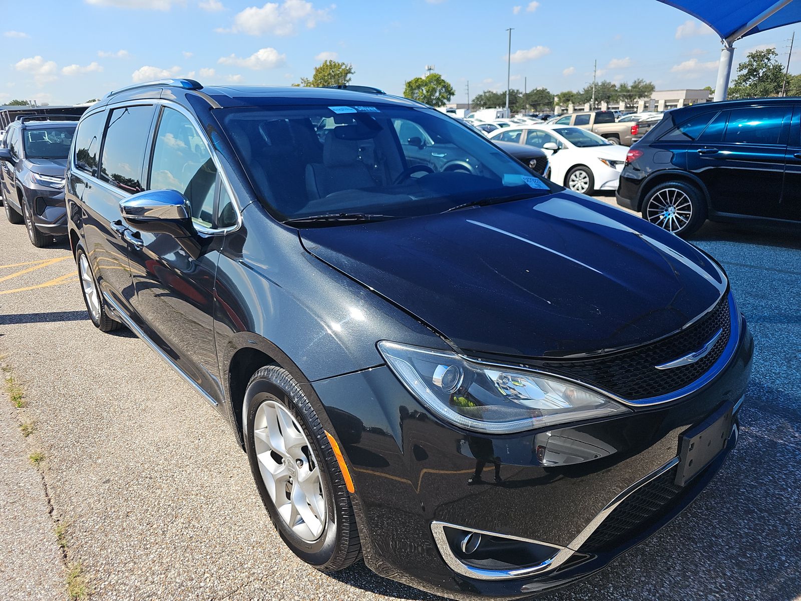 2020 Chrysler Pacifica Limited FWD