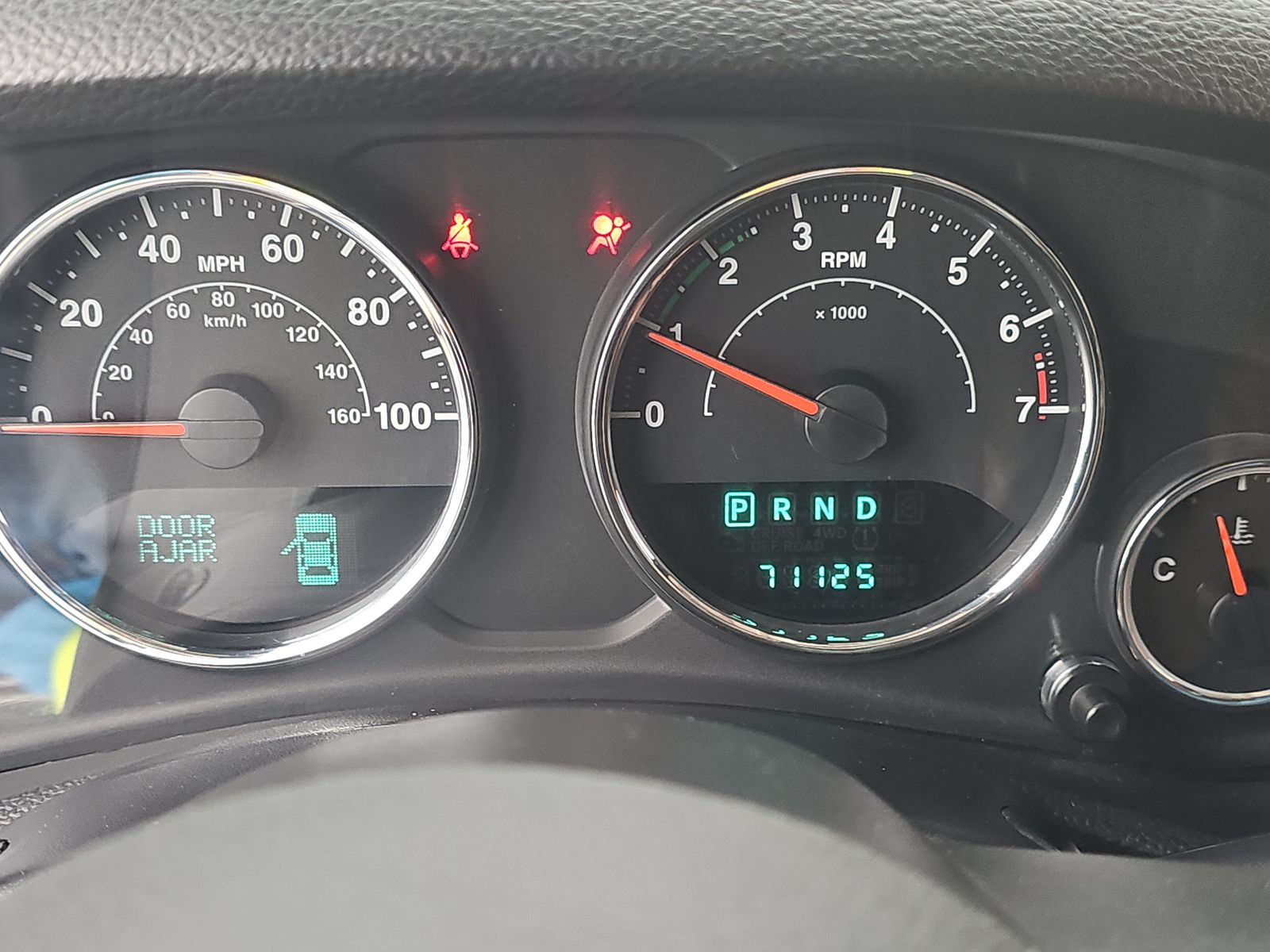 2013 Jeep Wrangler Unlimited Sahara AWD