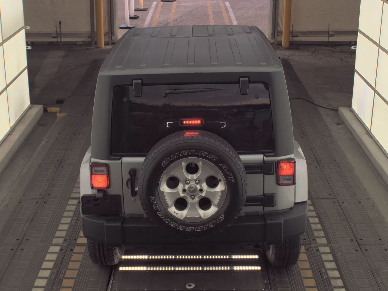 2013 Jeep Wrangler Unlimited Sahara AWD