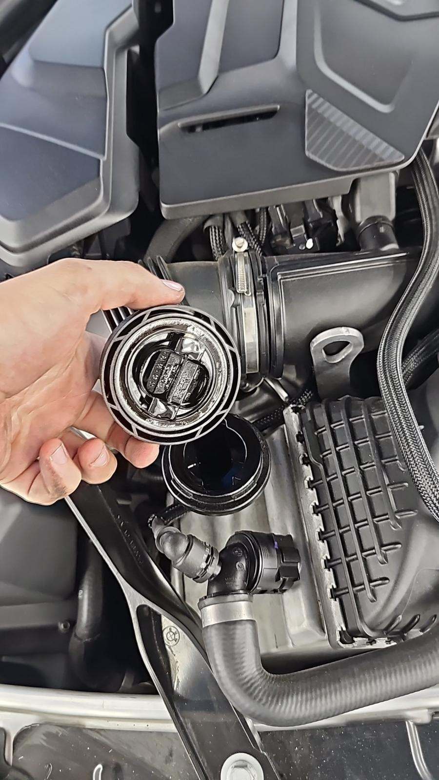 2022 BMW M8 Competition AWD