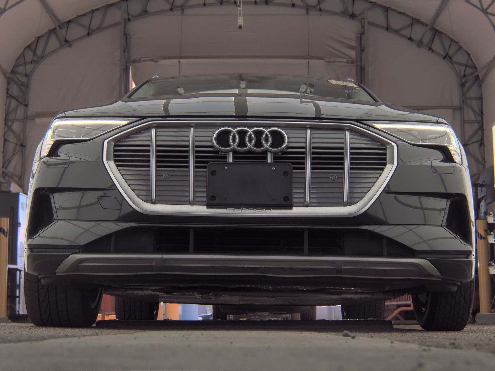 2021 Audi e-tron Premium AWD