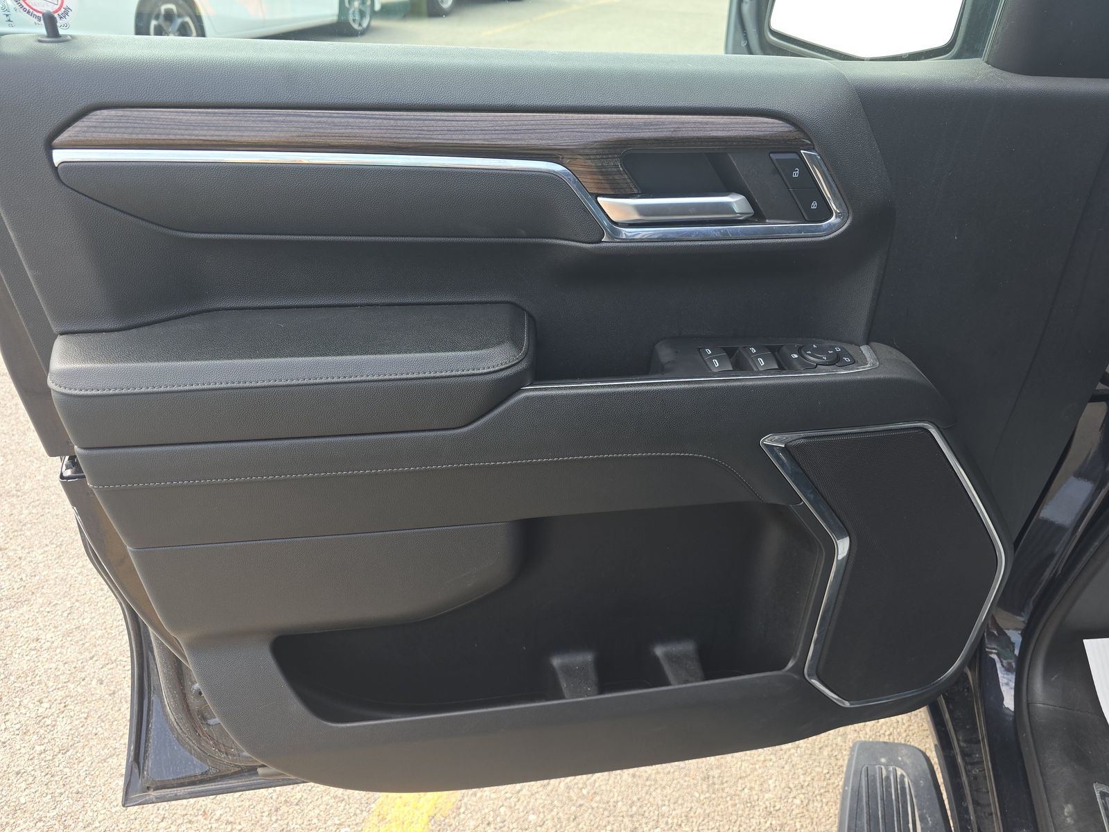 2023 Chevrolet Silverado 1500 LT AWD