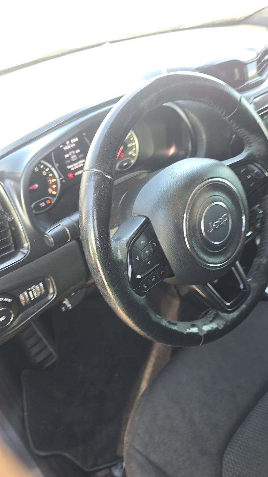2019 Jeep Renegade Latitude Altitude Edition FWD