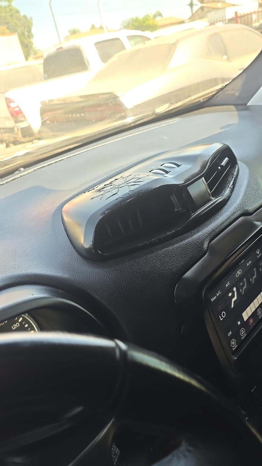 2019 Jeep Renegade Latitude Altitude Edition FWD