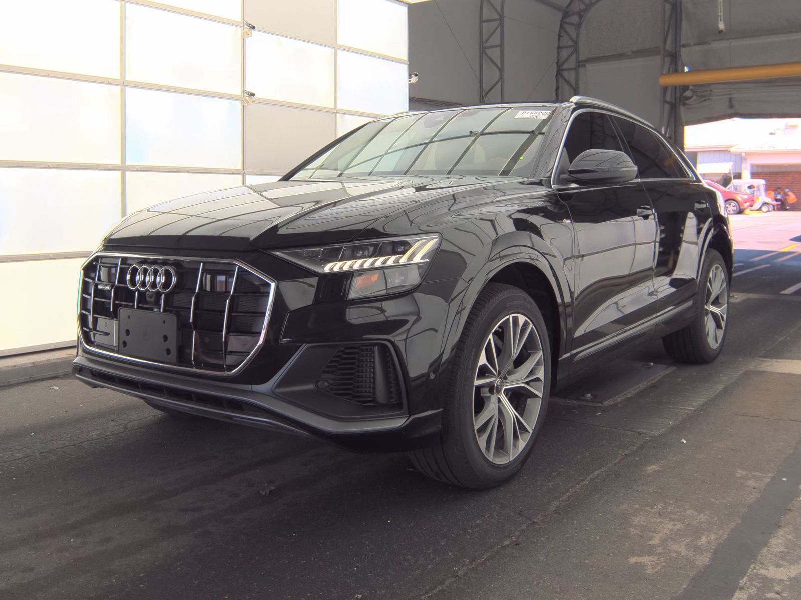2023 Audi Q8 Premium Plus