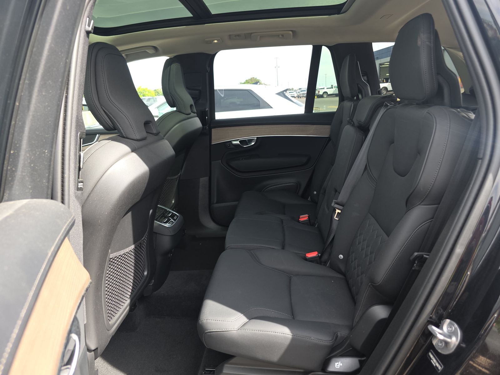 2025 Volvo XC90 B6 Plus AWD