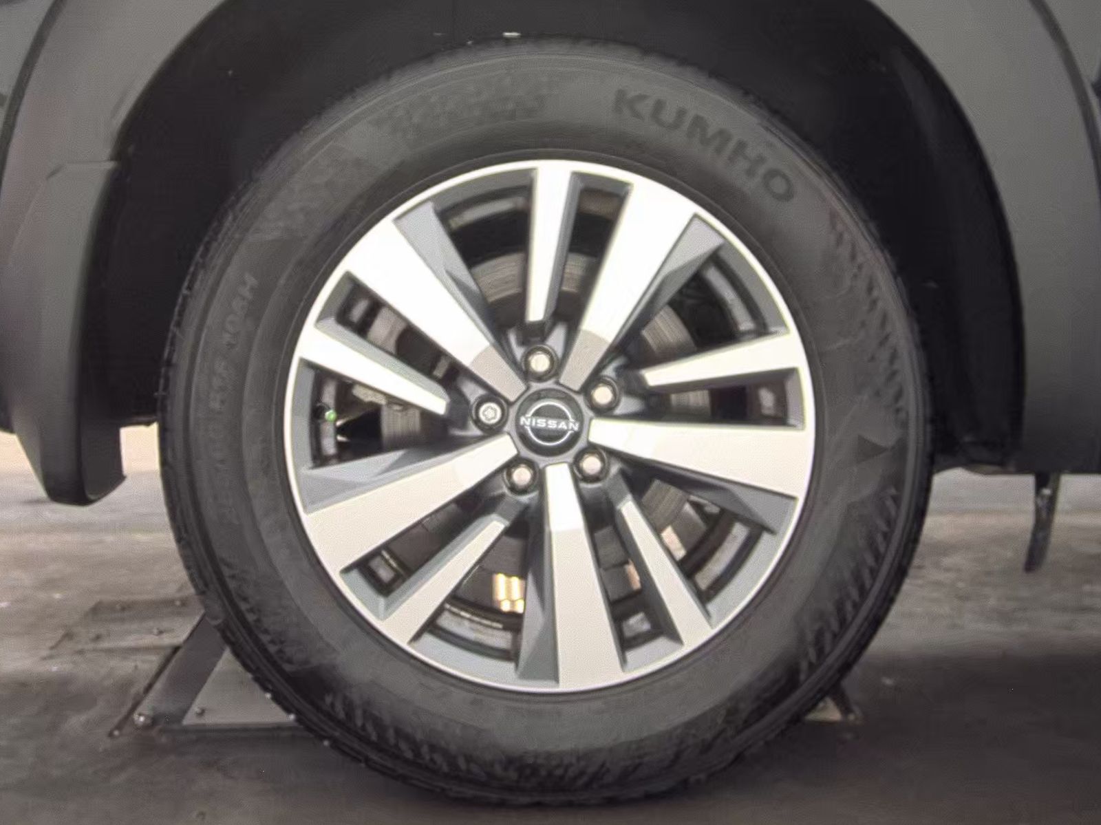 2023 Nissan Pathfinder SL AWD