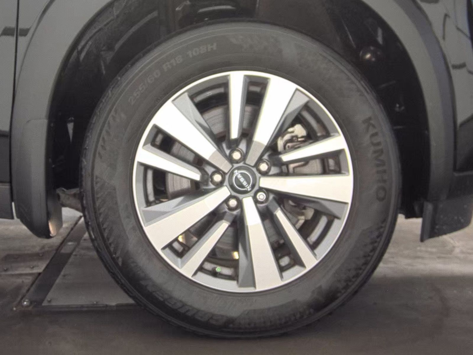 2023 Nissan Pathfinder SL AWD