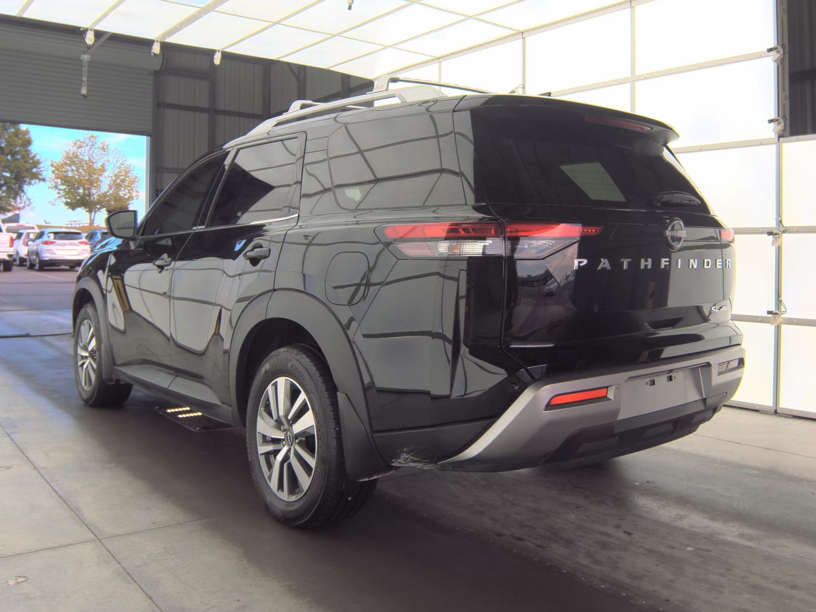 2023 Nissan Pathfinder SL AWD