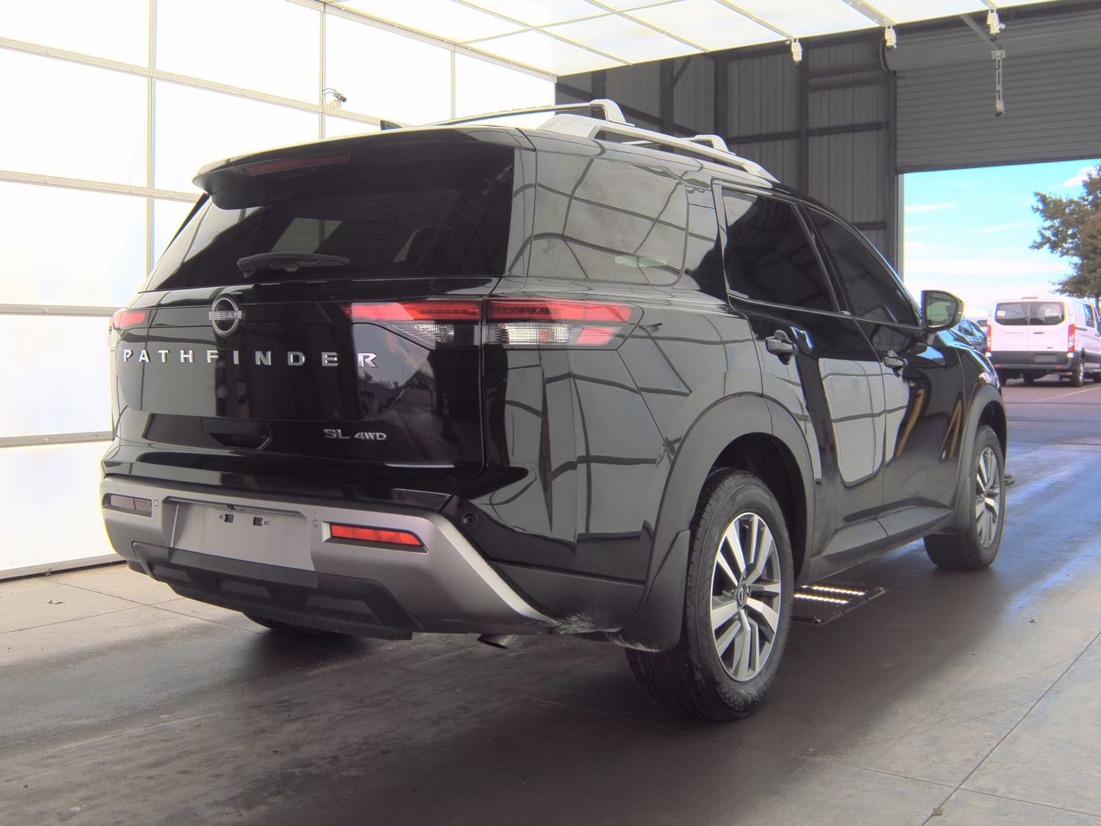 2023 Nissan Pathfinder SL AWD