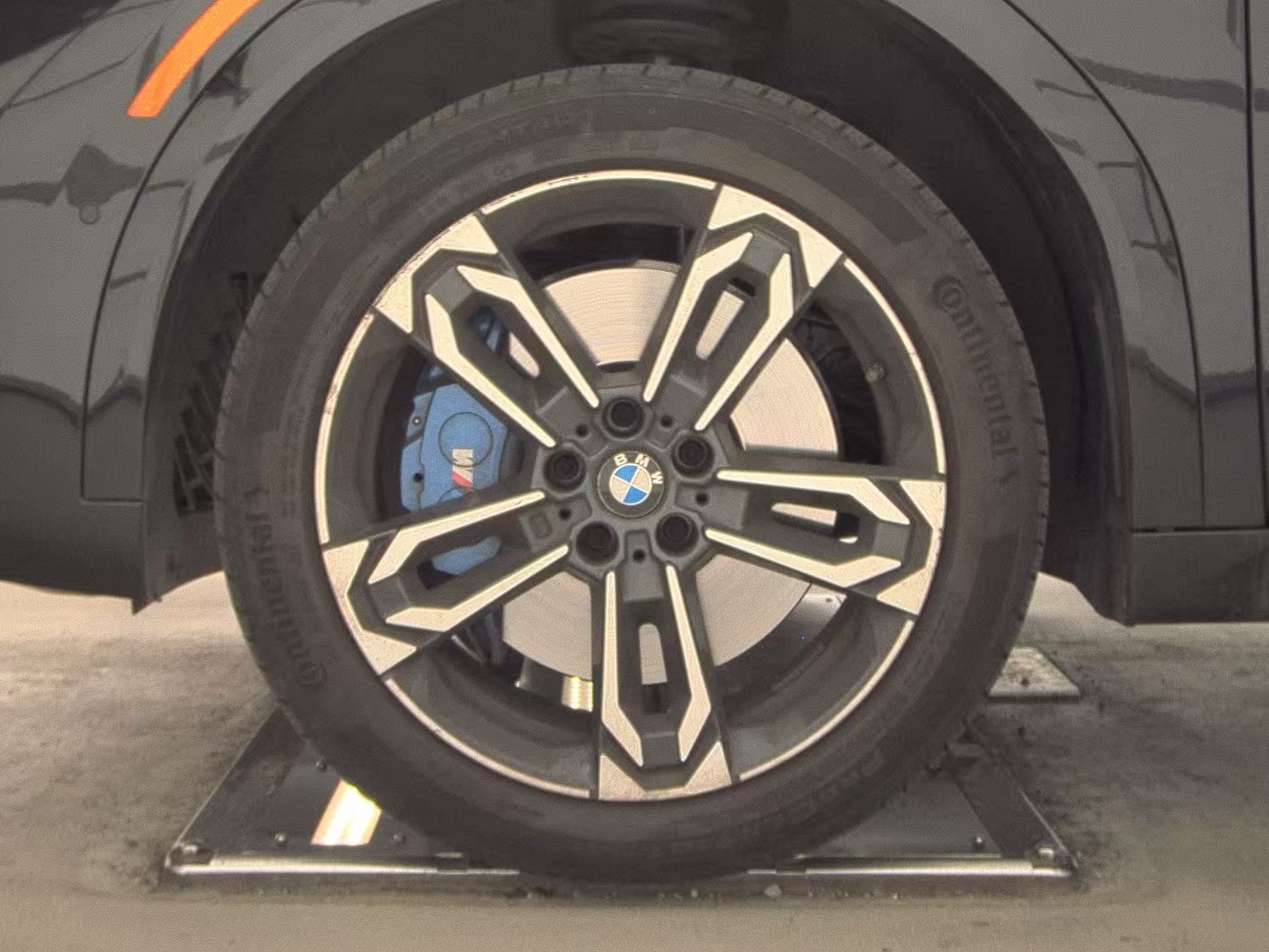 2025 BMW X2 xDrive28i AWD