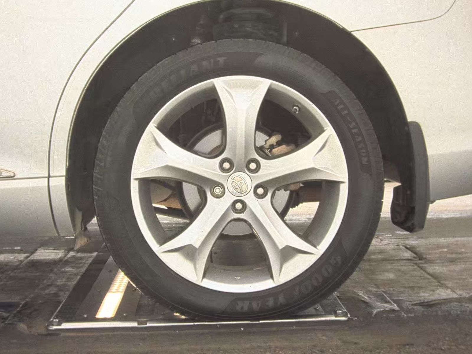 2011 Toyota Venza Base FWD