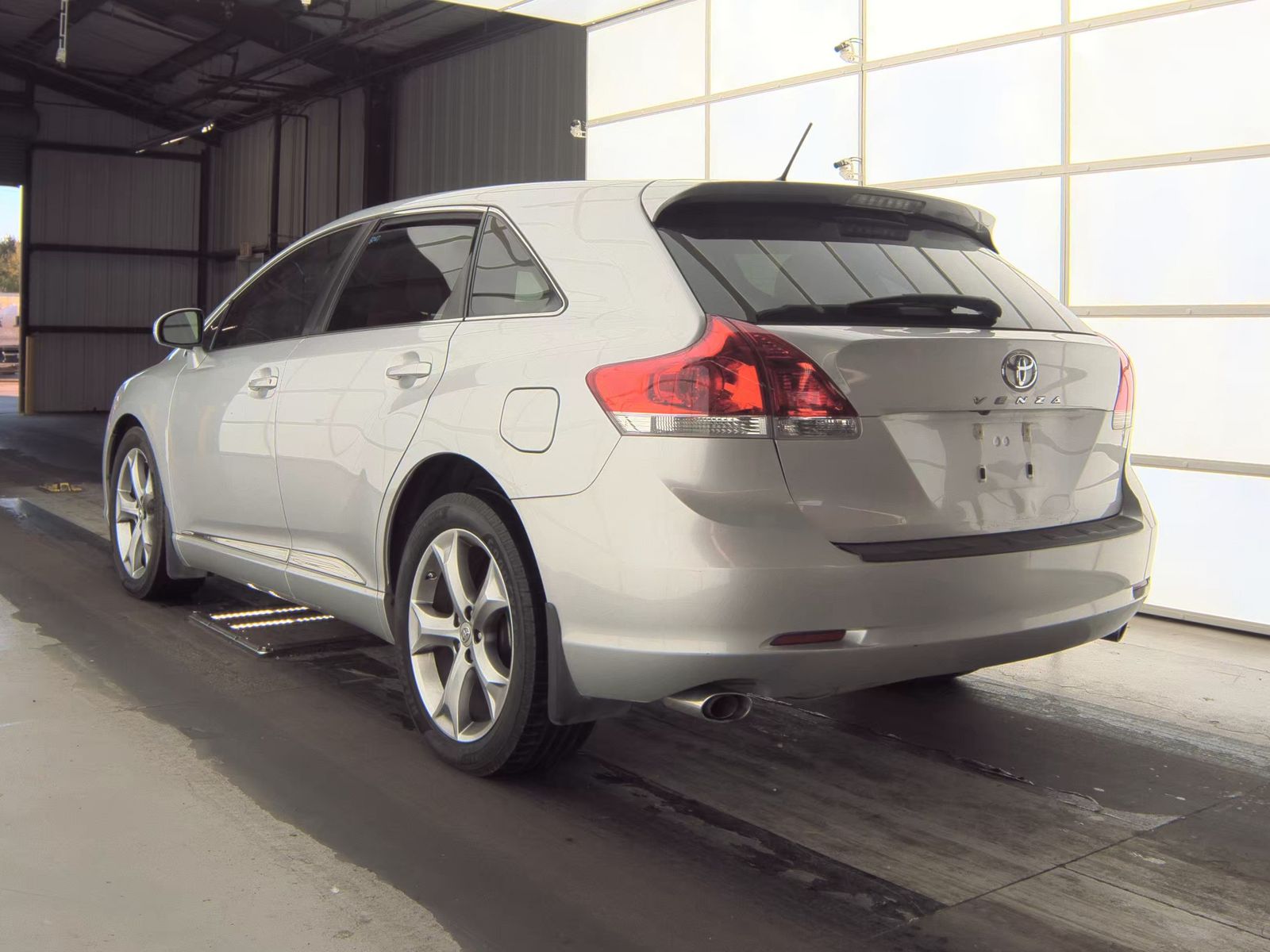 2011 Toyota Venza Base FWD