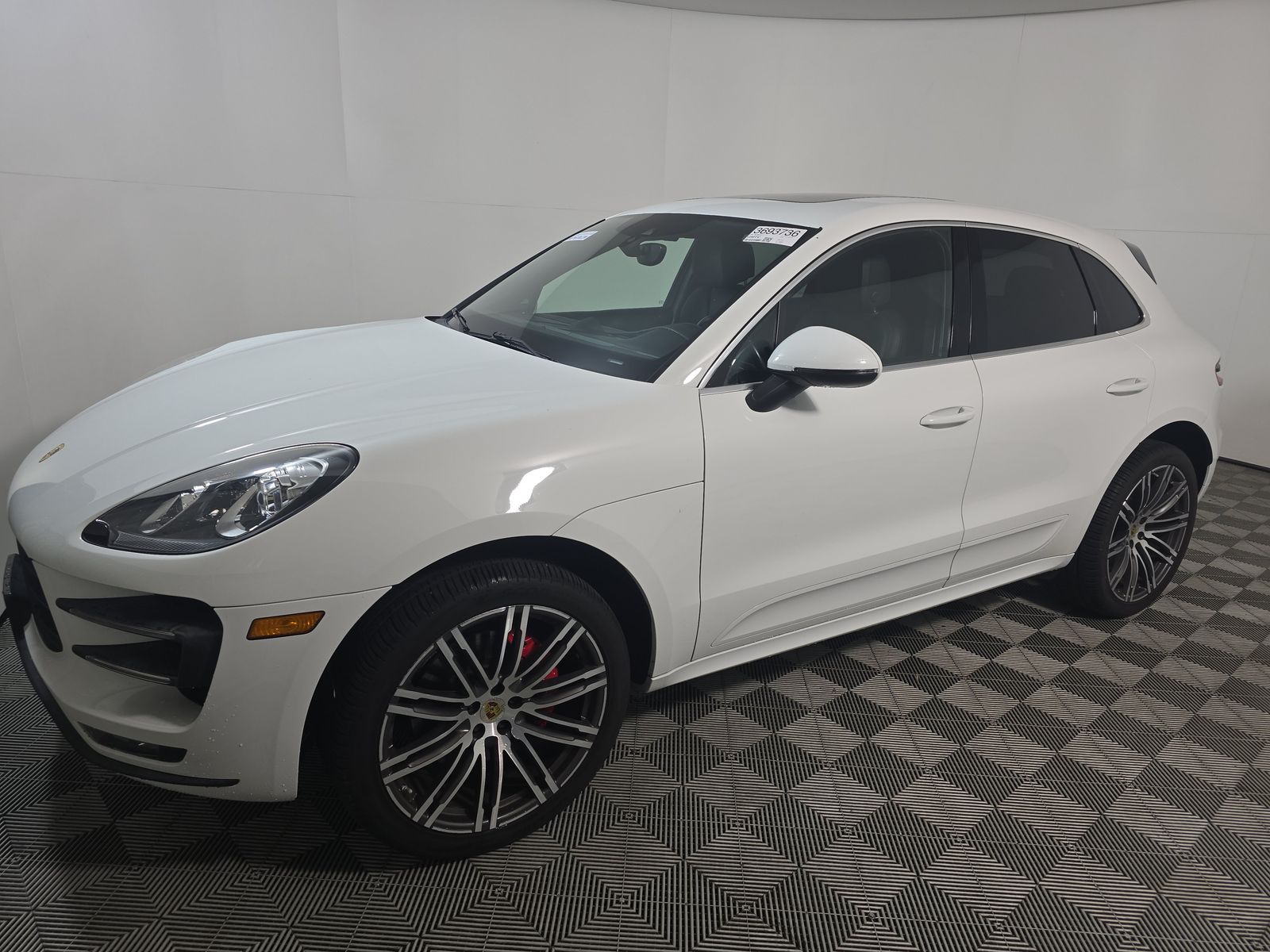 2017 Porsche Macan Turbo