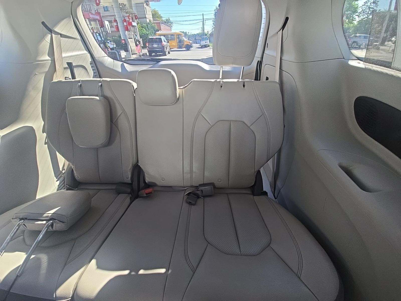 2018 Chrysler Pacifica Touring L Plus FWD