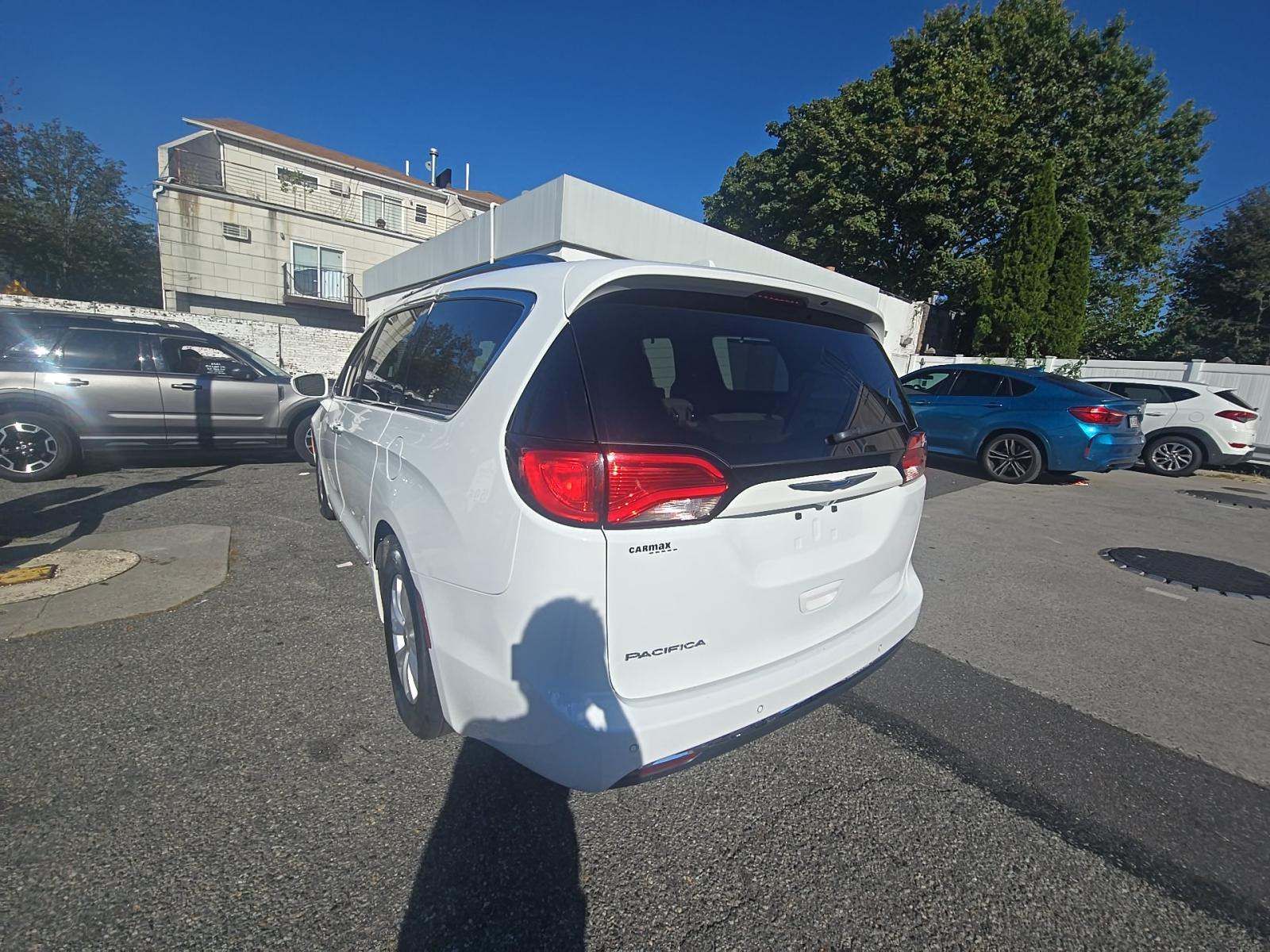 2018 Chrysler Pacifica Touring L Plus FWD
