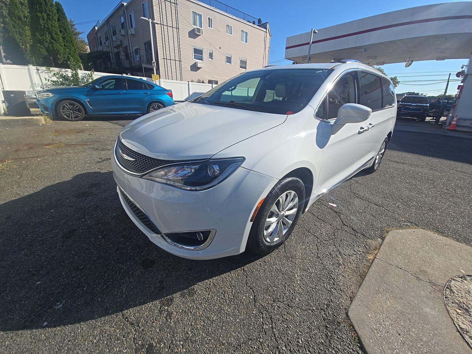 2018 Chrysler Pacifica Touring L Plus FWD