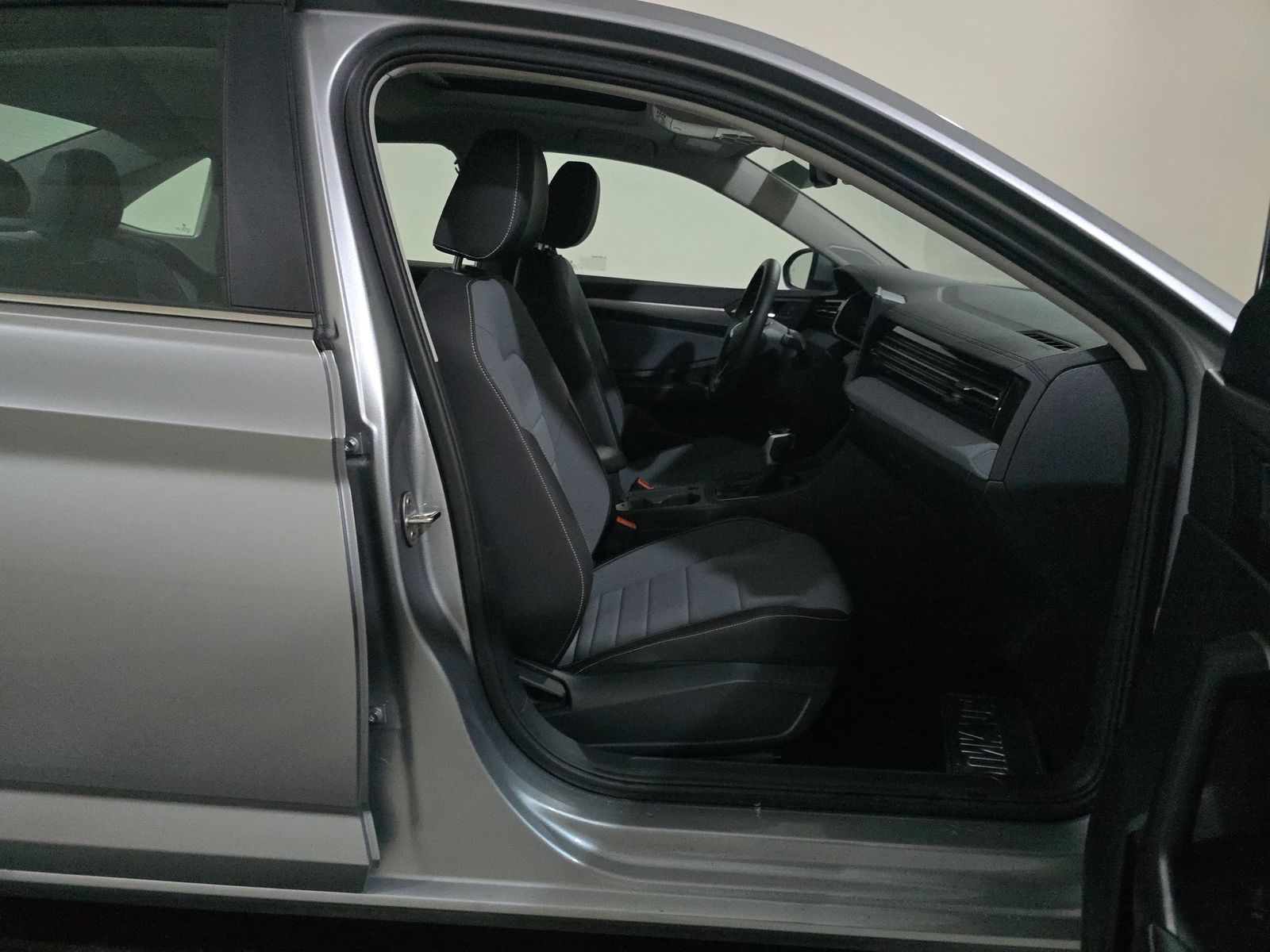 2025 Volkswagen Jetta 1.5T SE FWD