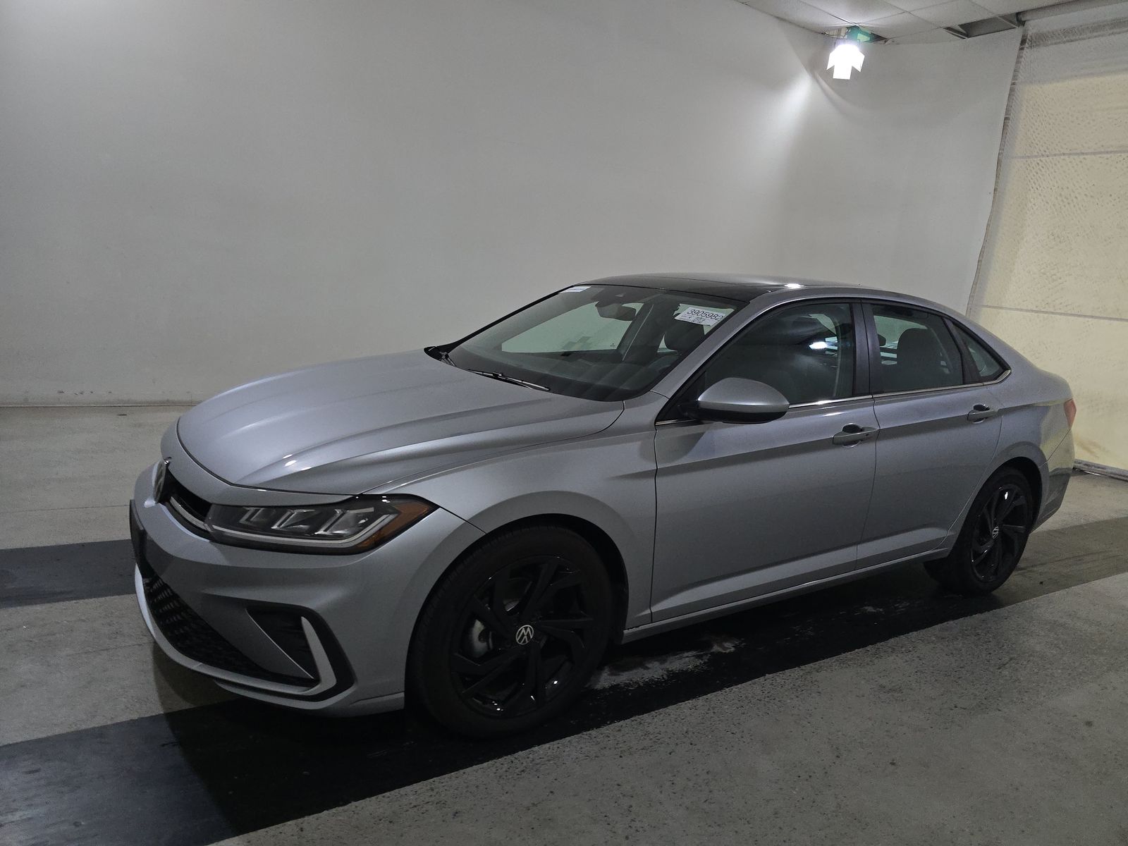 2025 Volkswagen Jetta 1.5T SE FWD