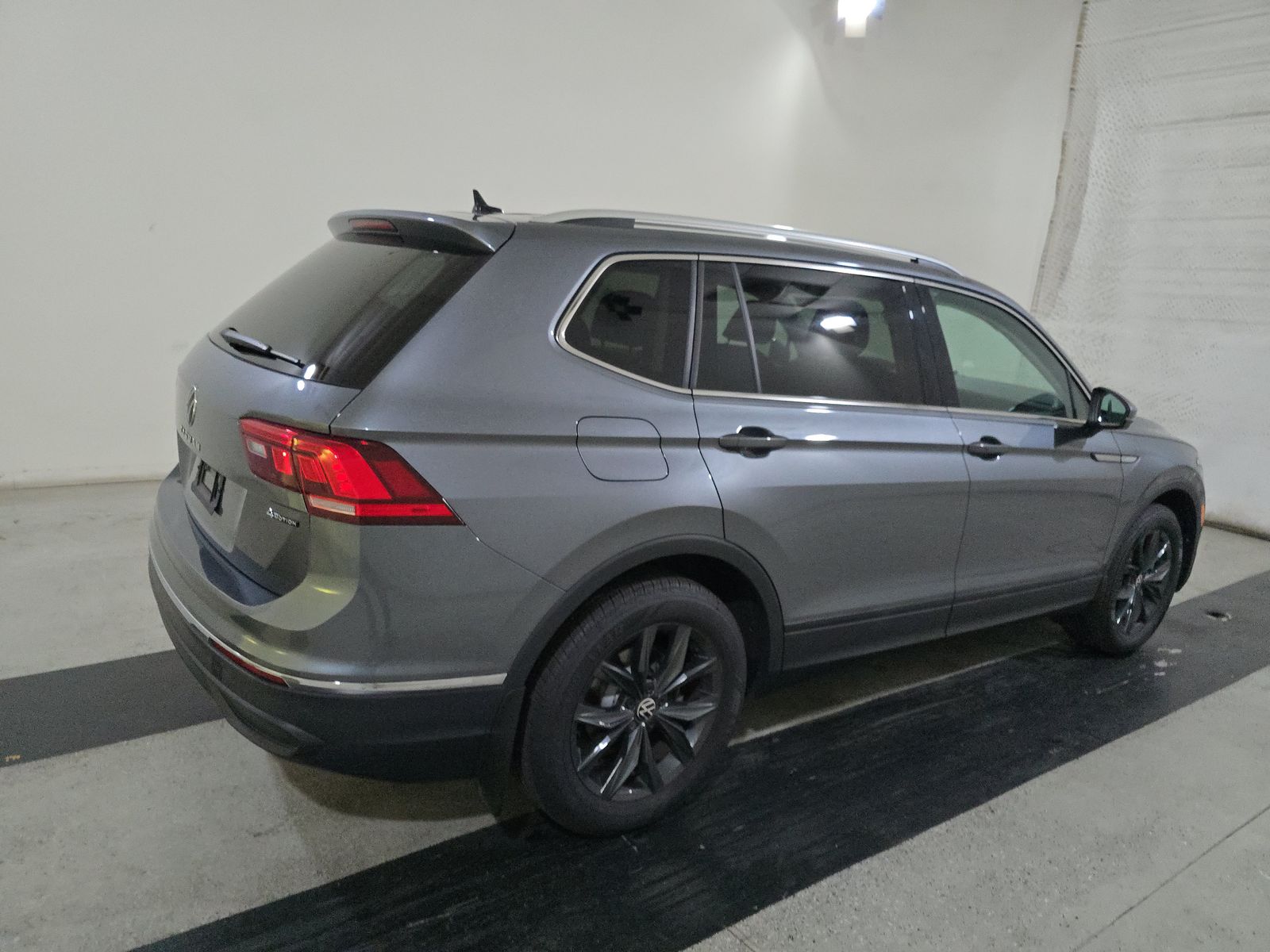 2024 Volkswagen Tiguan 2.0T SE AWD