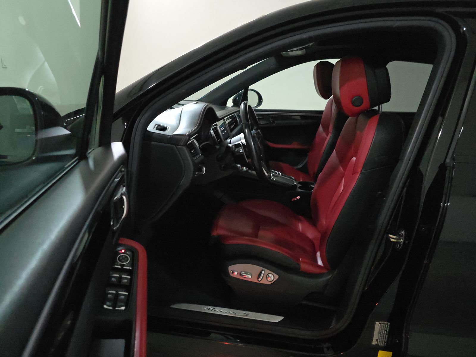 2018 Porsche Macan S AWD