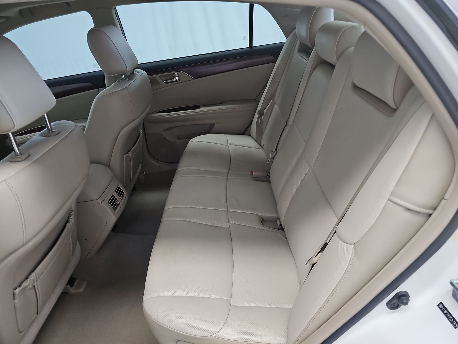 2011 Toyota Avalon Limited FWD