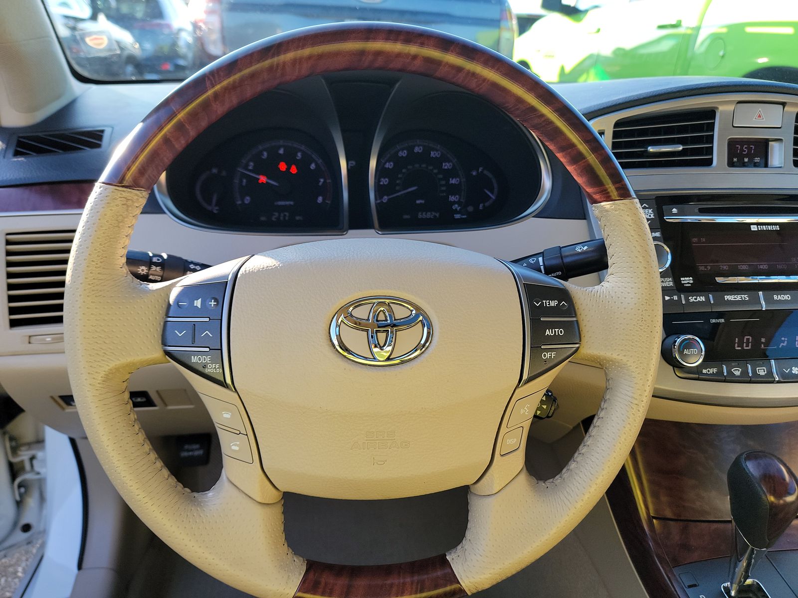 2011 Toyota Avalon Limited FWD