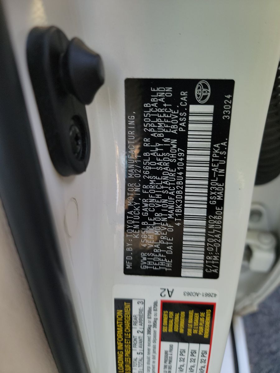 2011 Toyota Avalon Limited FWD