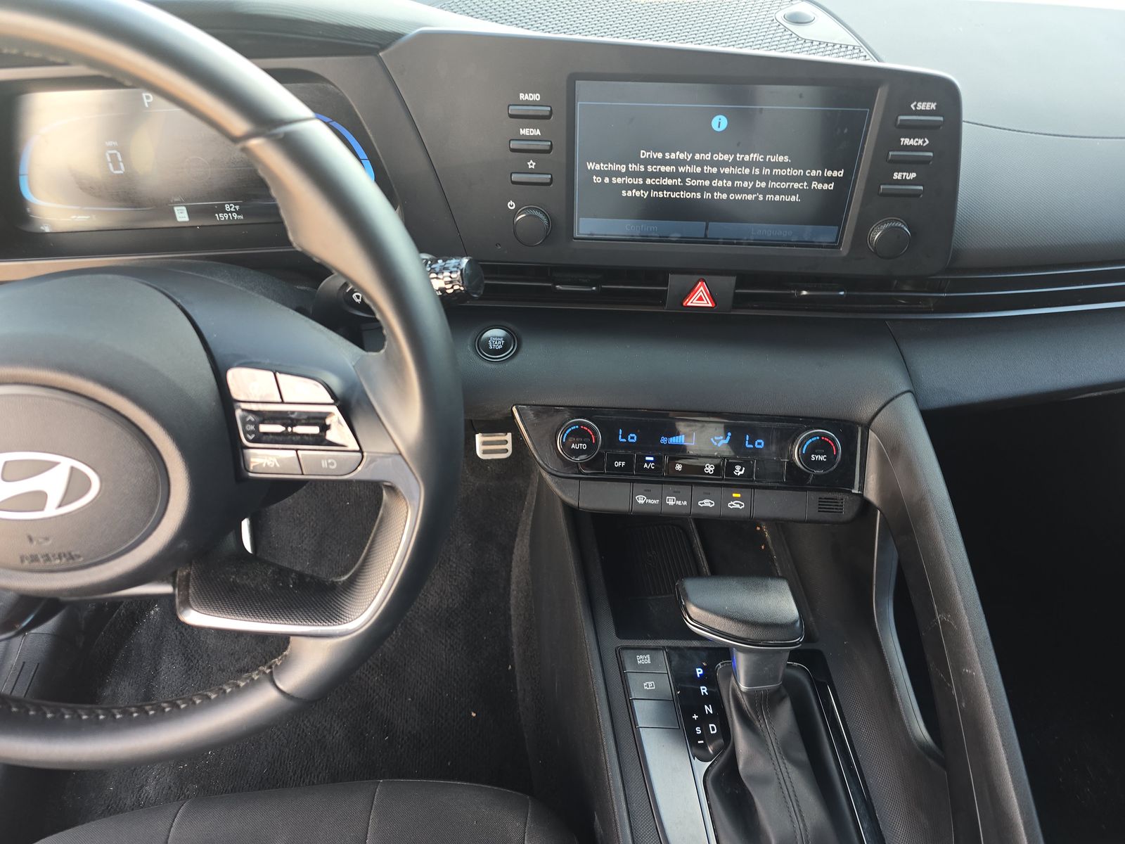 2025 Hyundai Elantra SEL Sport FWD