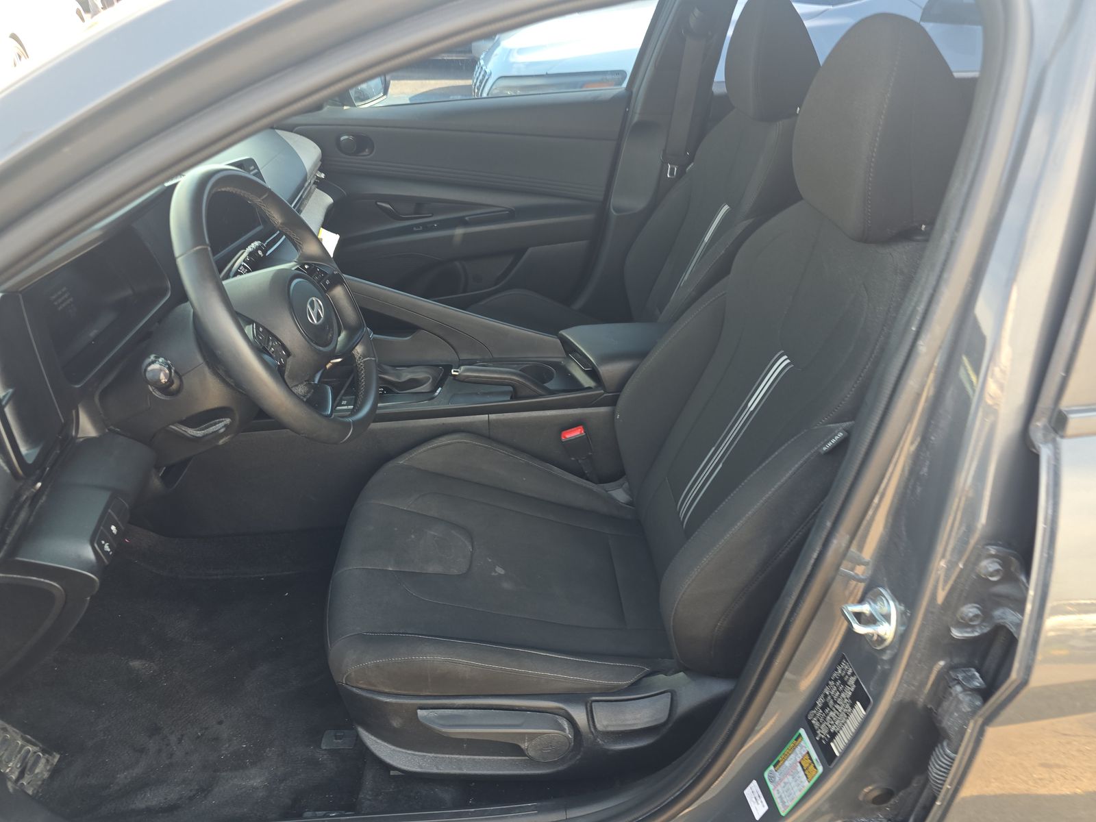 2025 Hyundai Elantra SEL Sport FWD