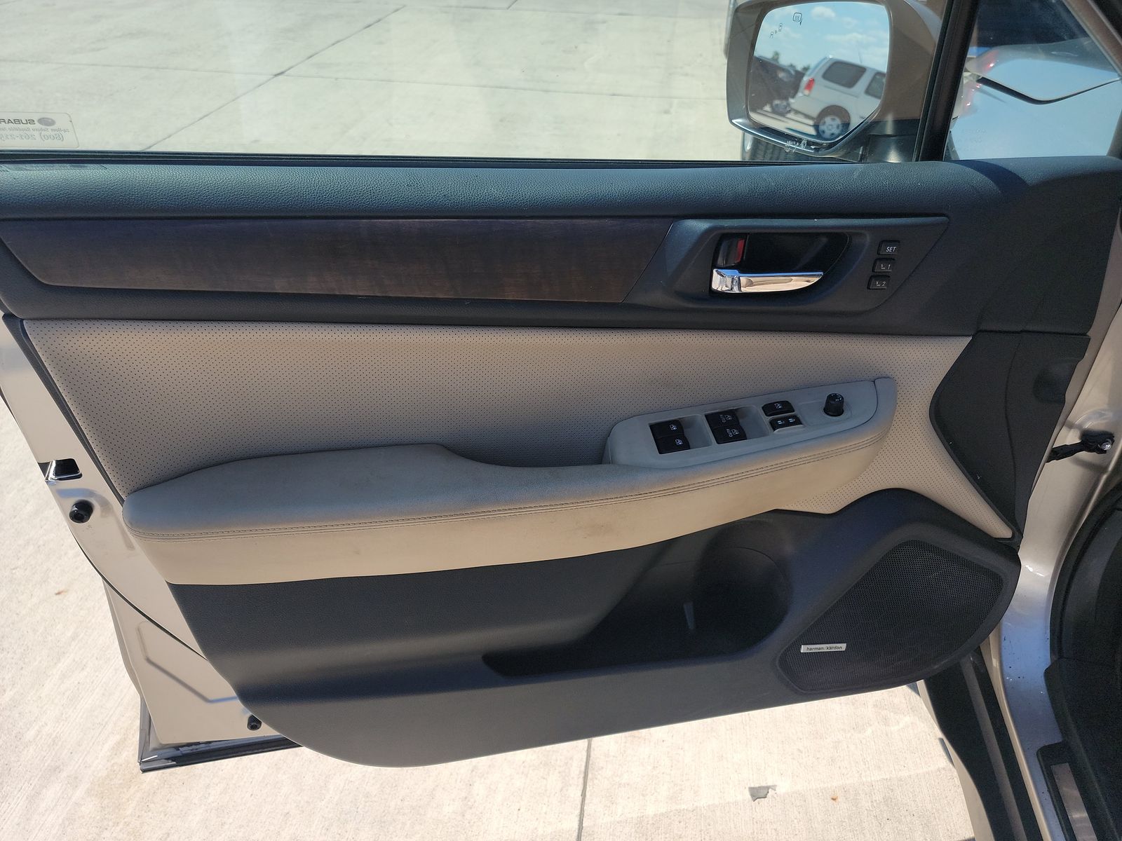 2015 Subaru Outback 2.5i Limited AWD