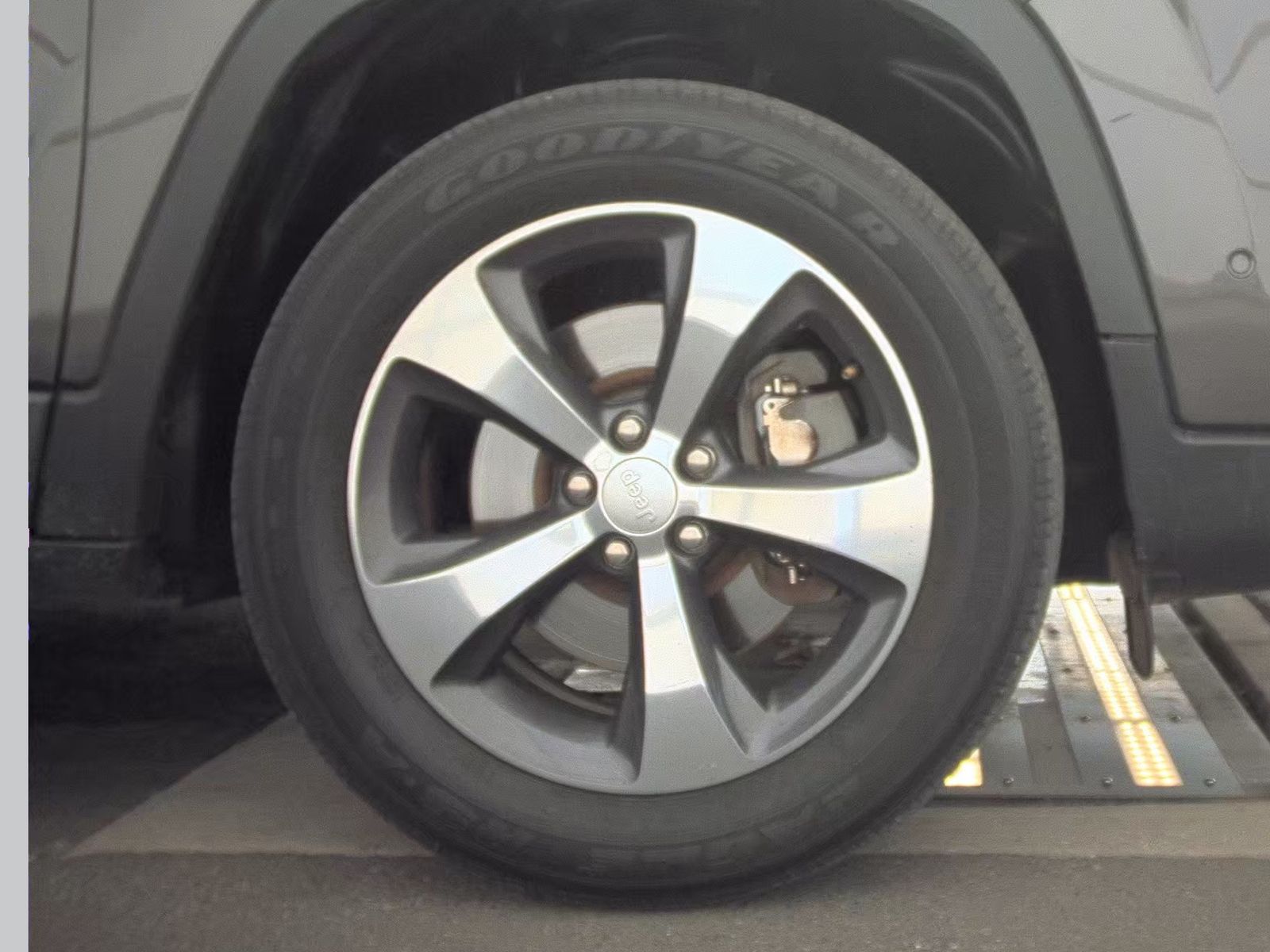 2019 Jeep Cherokee Limited AWD