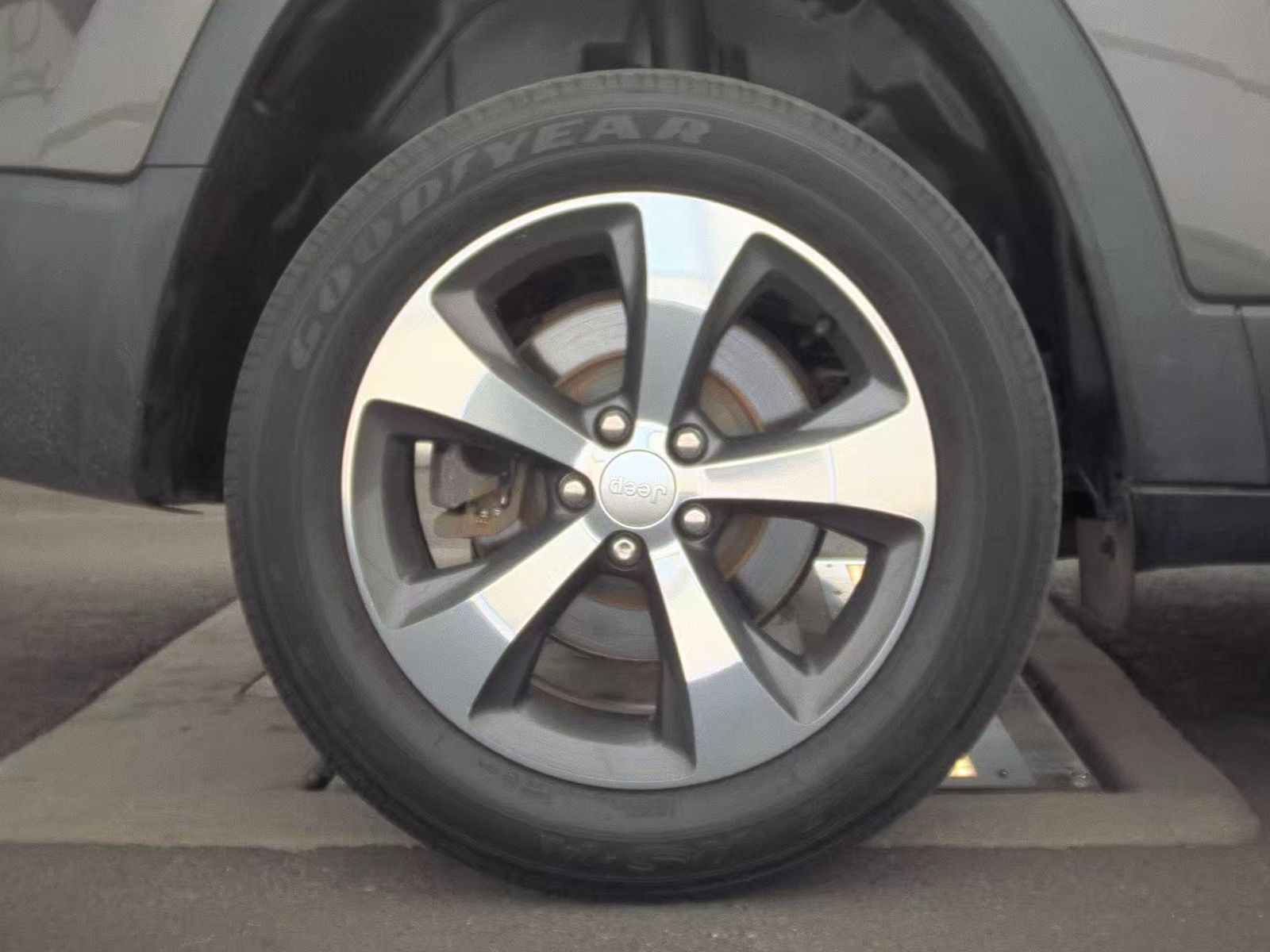 2019 Jeep Cherokee Limited AWD