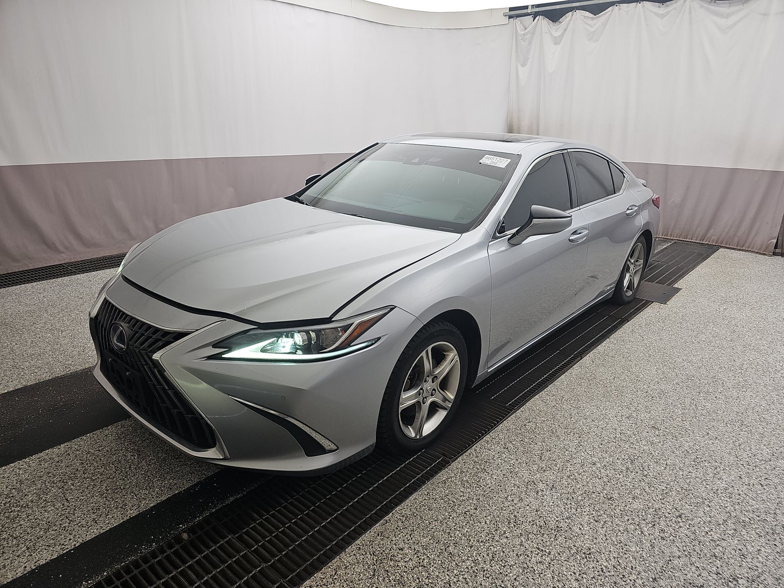 2022 Lexus ES 300h