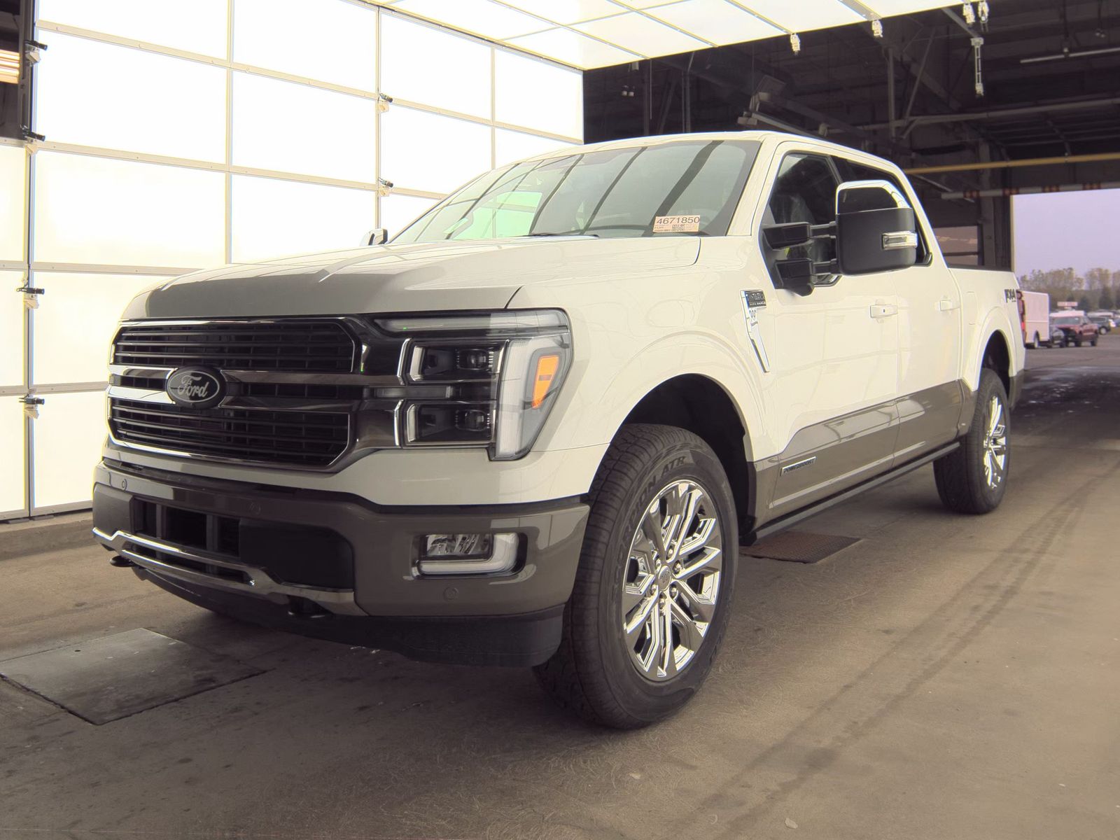 2025 Ford F-150 Hybrid King Ranch AWD