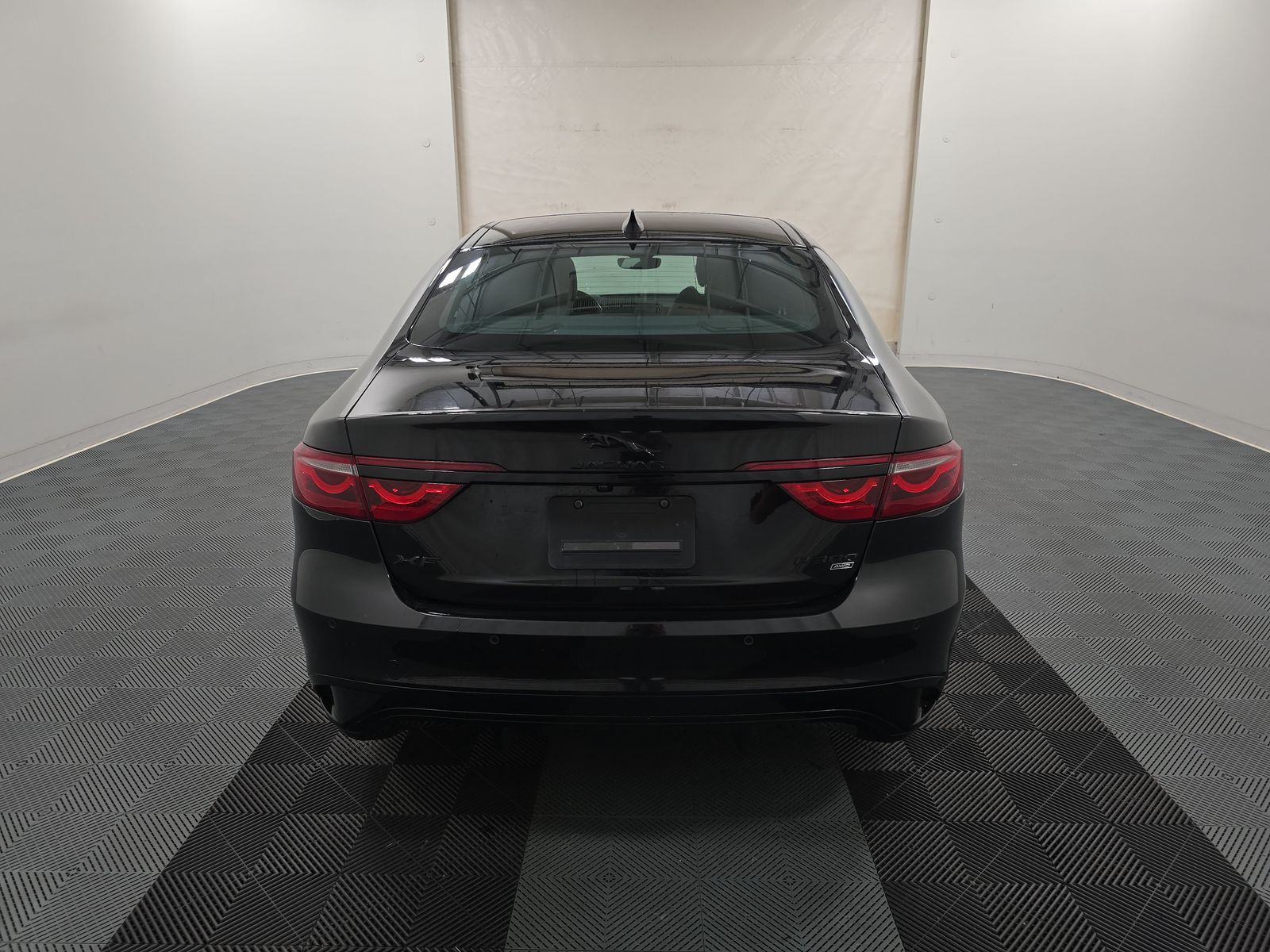 2022 Jaguar XF R-Dynamic SE AWD