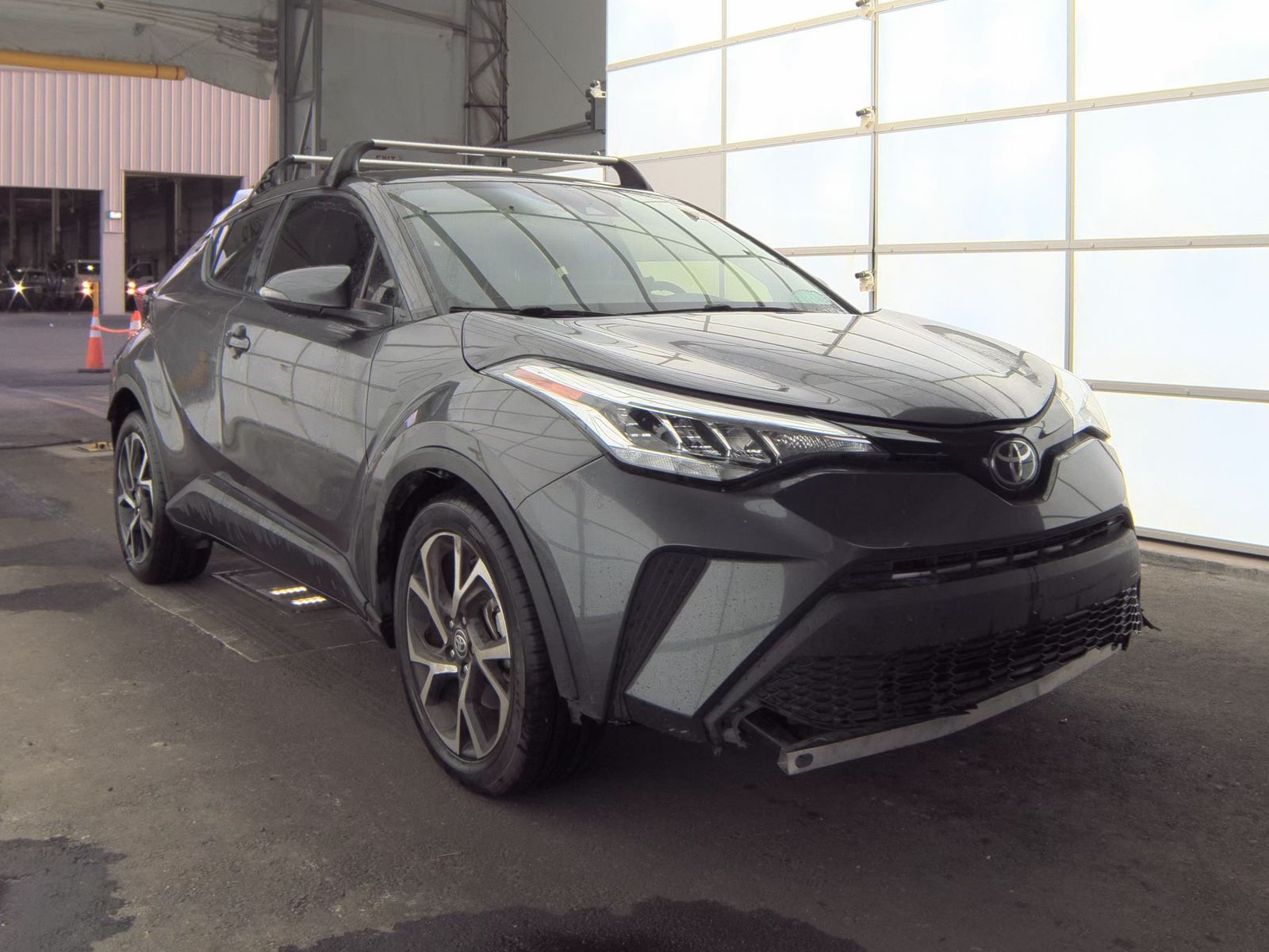 2021 Toyota C-HR XLE FWD