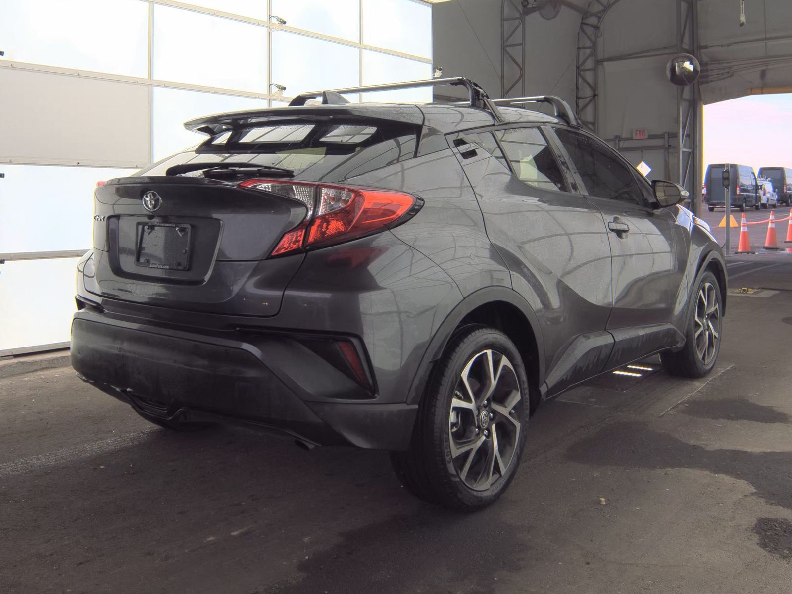 2021 Toyota C-HR XLE FWD