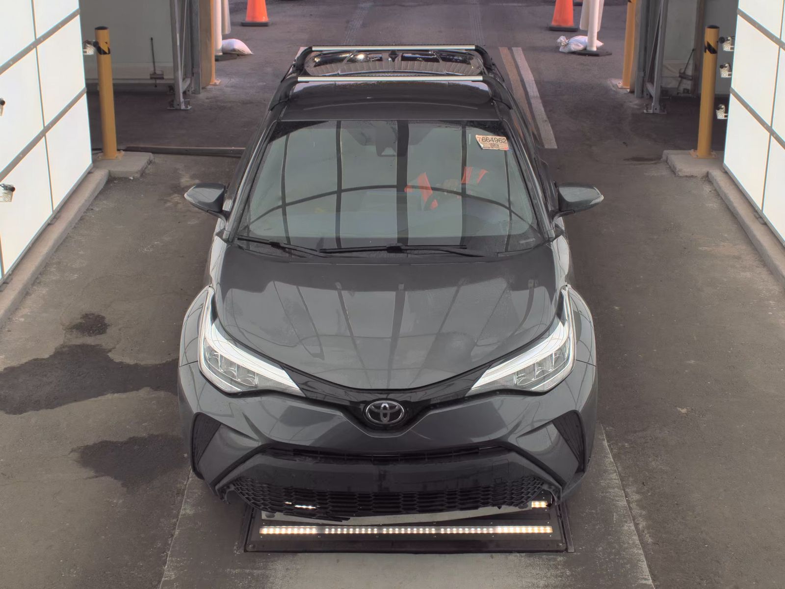 2021 Toyota C-HR XLE FWD