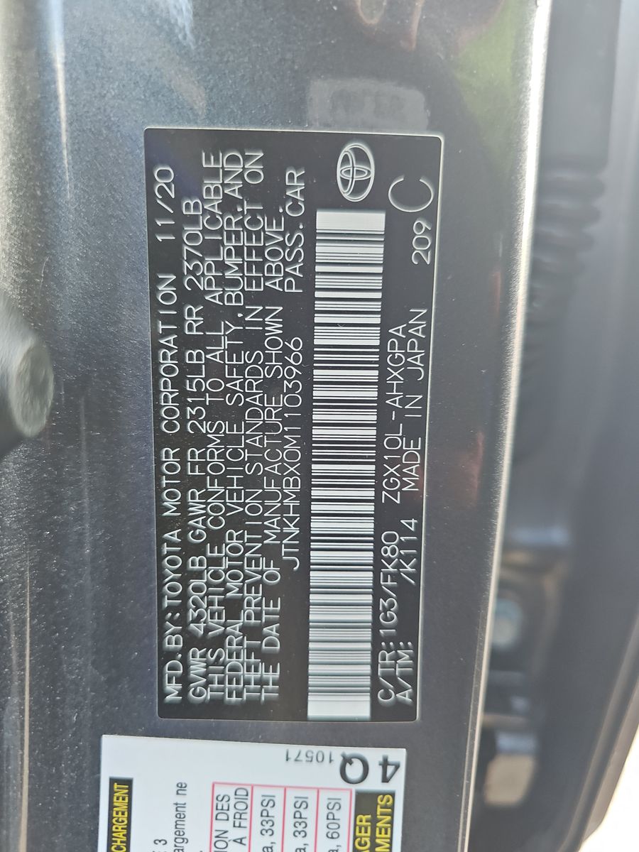 2021 Toyota C-HR XLE FWD