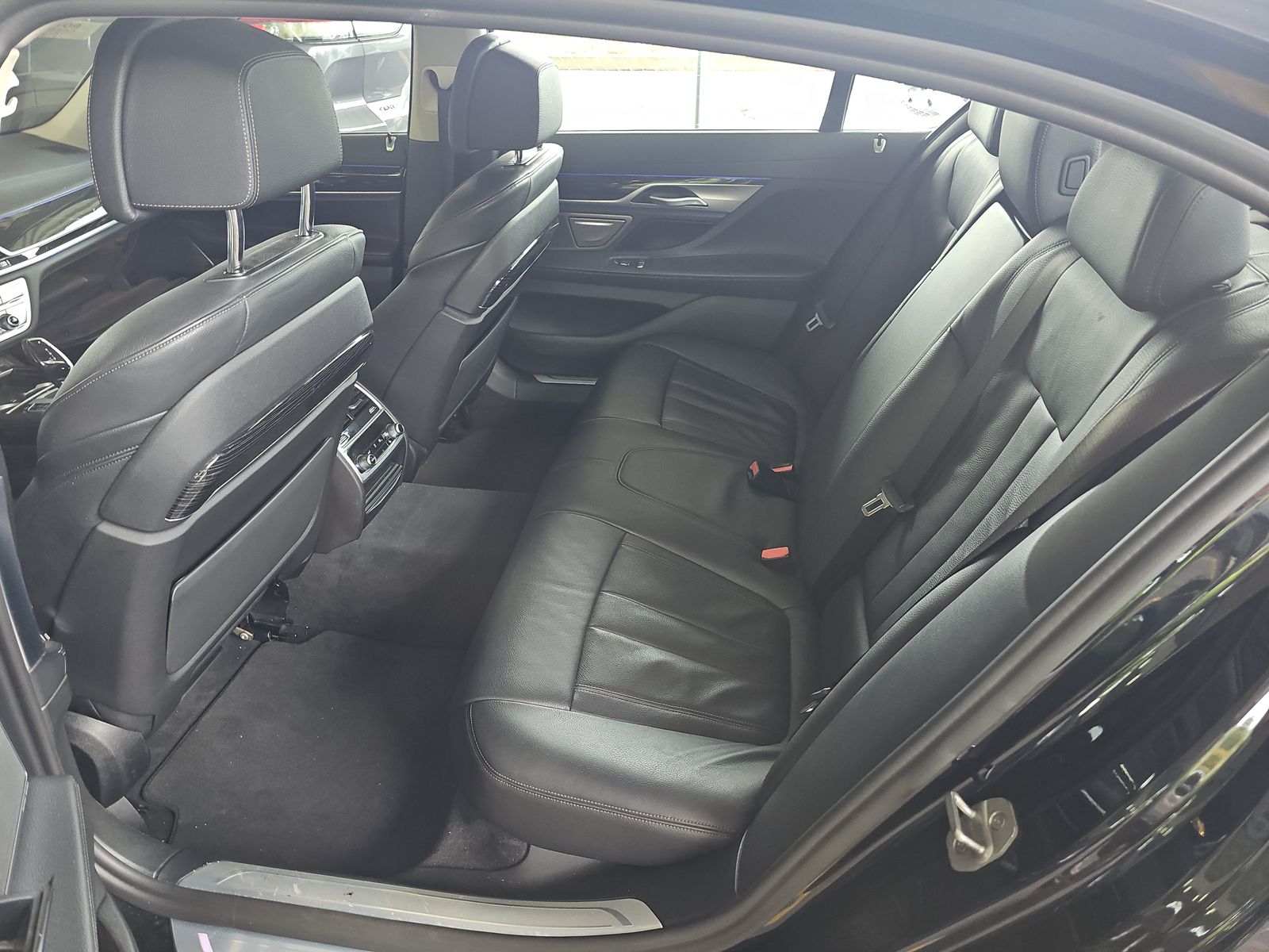 2022 BMW 7 Series 740i xDrive AWD