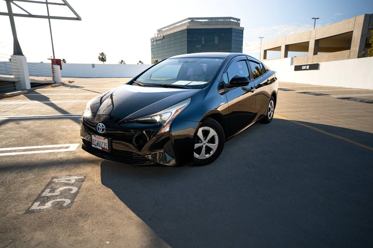 TOYOTA PRIUS - 3