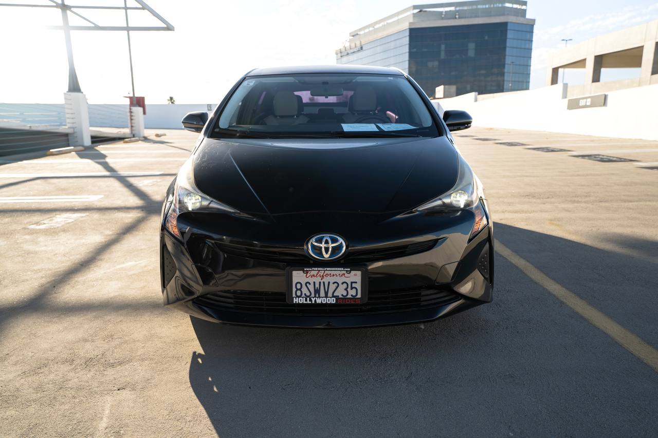 TOYOTA PRIUS - 4