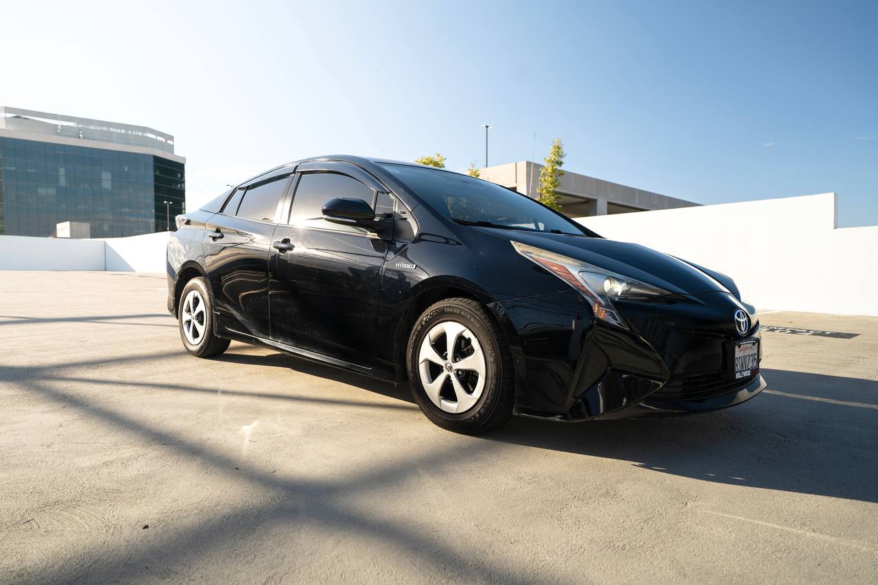 TOYOTA PRIUS - 5
