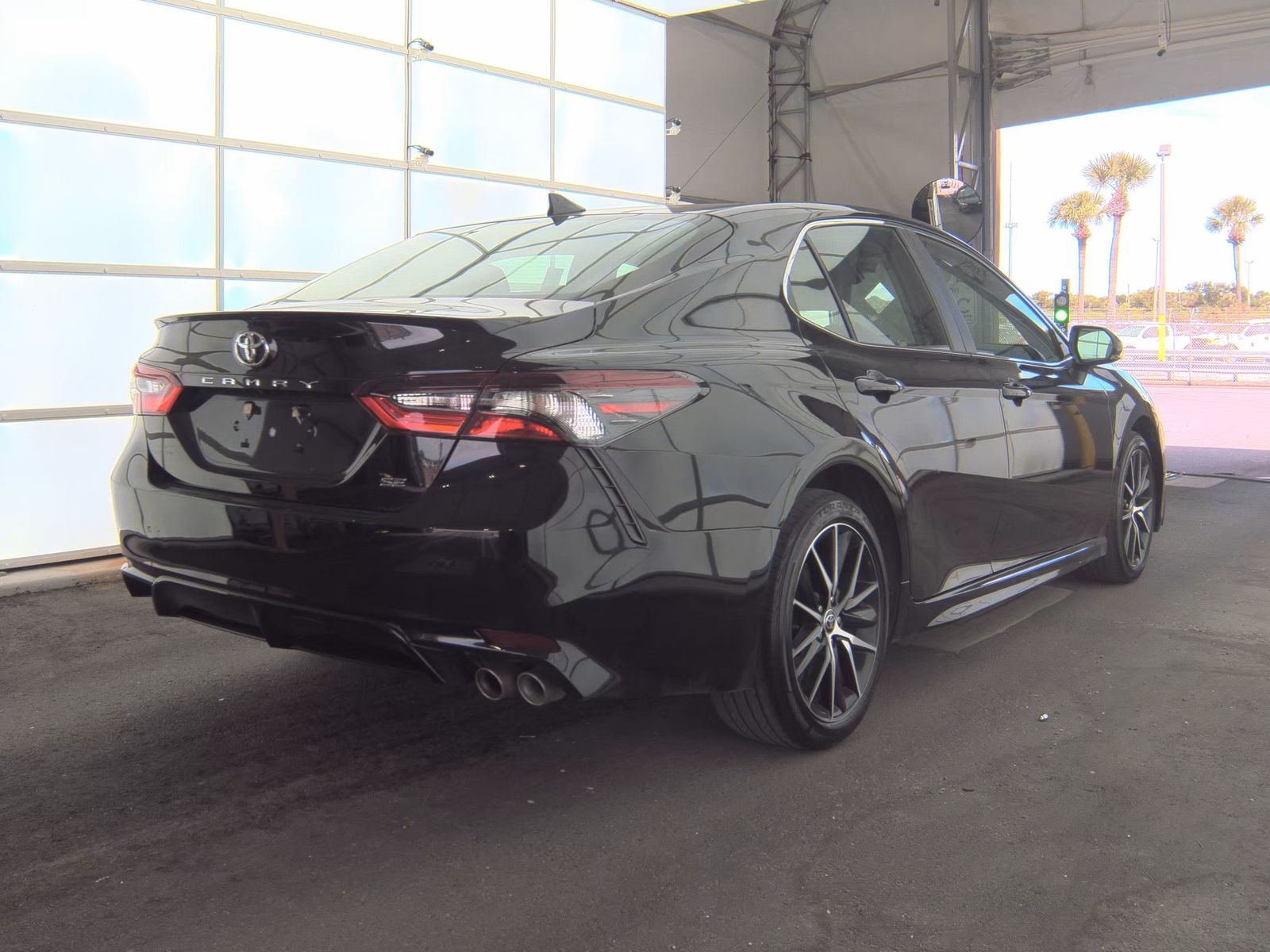 2022 Toyota Camry SE FWD