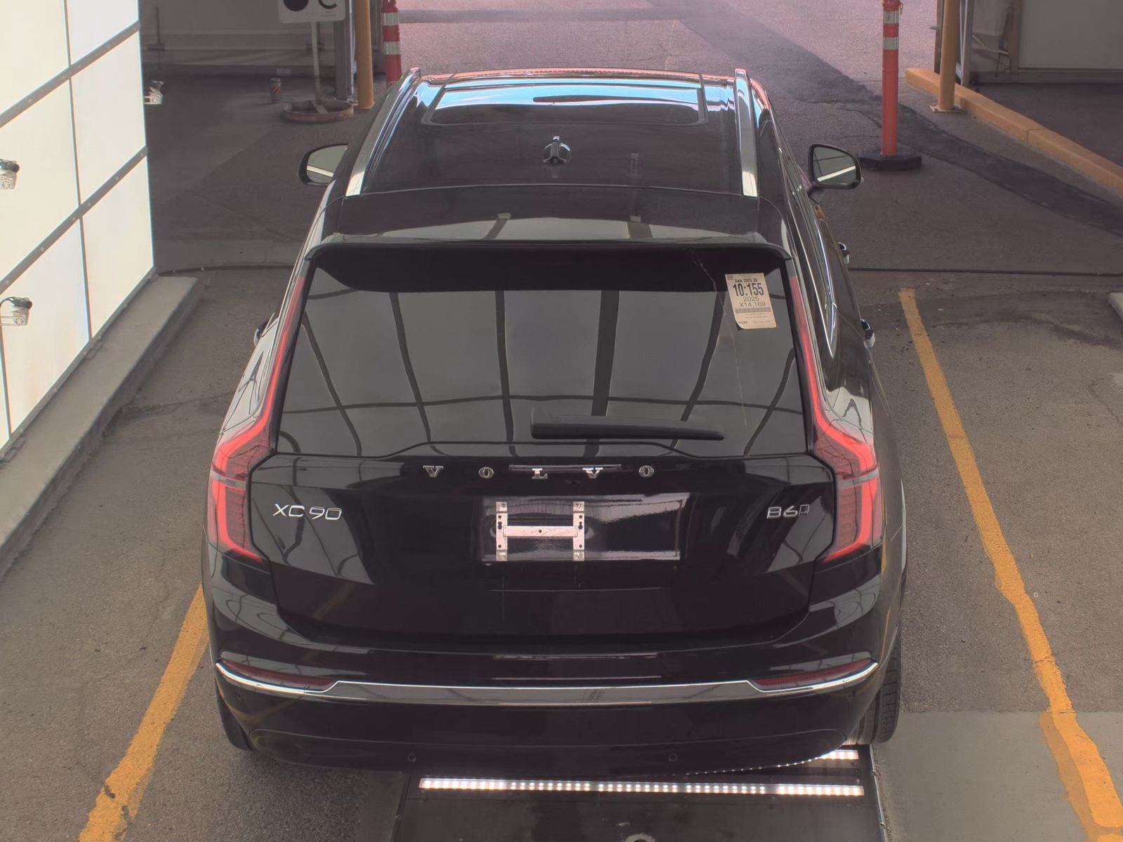 2025 Volvo XC90 B6 Plus AWD